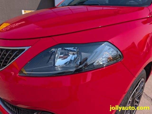 LANCIA Ypsilon usata, con Fendinebbia