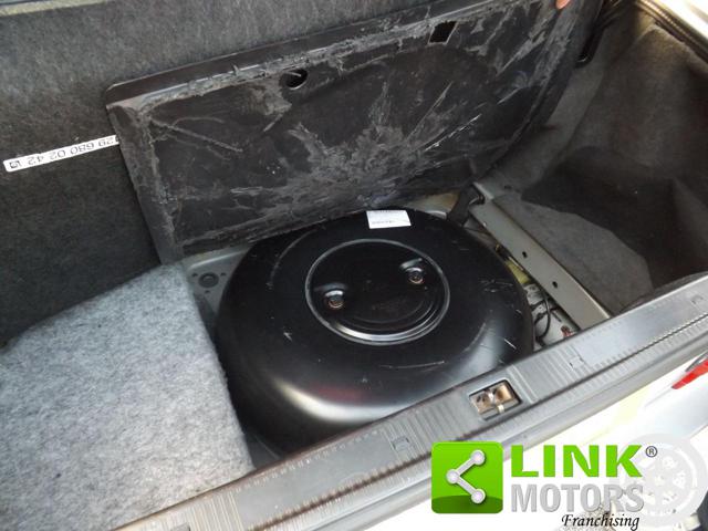 MERCEDES-BENZ SL 280 usata 21