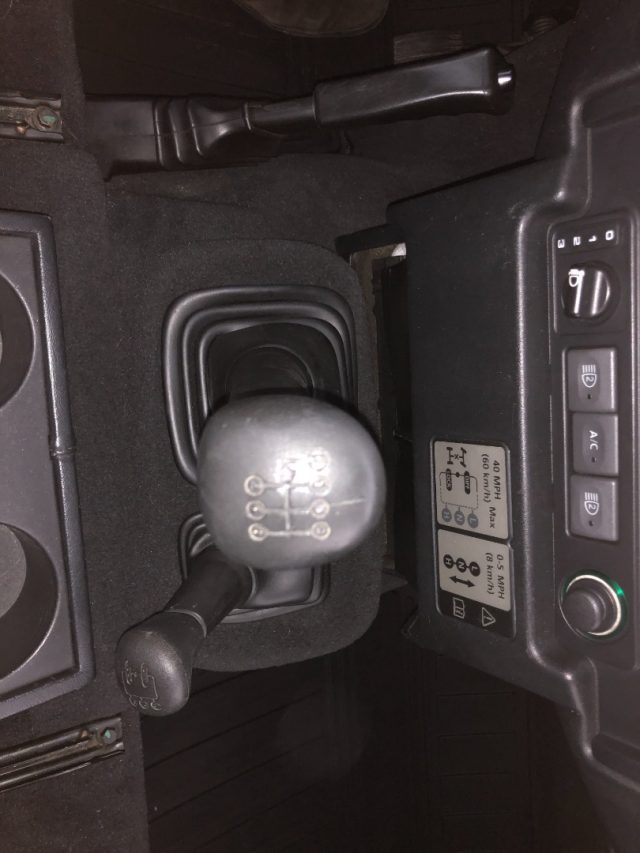 LAND ROVER Defender usata, con Ruota di riserva