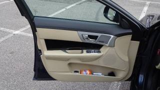 JAGUAR XF usata, con Specchietto retrovisore con funzione antiabbagliamento