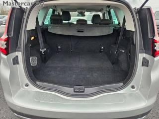 RENAULT Grand Scenic usata, con Volante in pelle