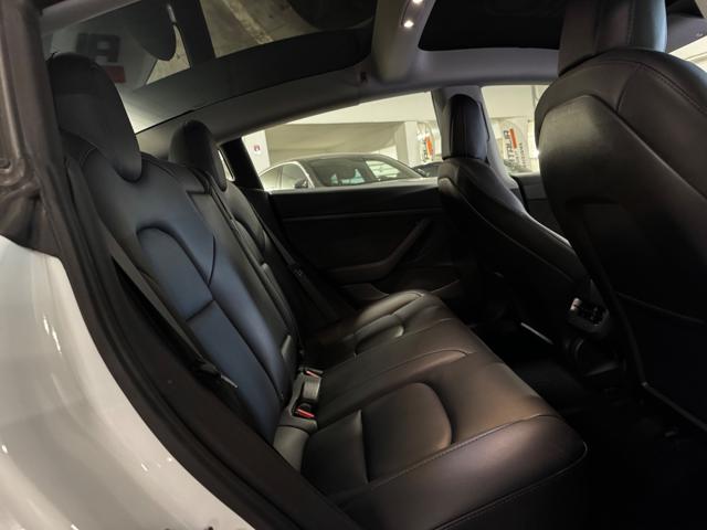 TESLA Model 3 usata, con Fari Xenon