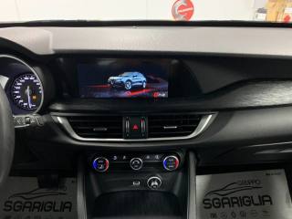 ALFA ROMEO Stelvio usata, con Leve al volante
