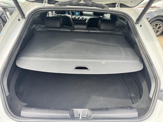 MERCEDES-BENZ CLA 180 usata, con Vetri oscurati