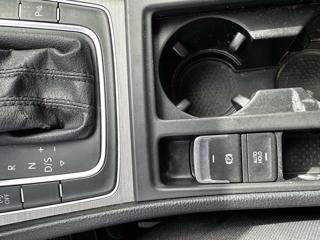 VOLKSWAGEN Golf usata, con Specchietti laterali elettrici