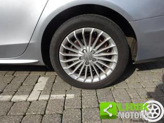 AUDI A4 usata, con Leve al volante