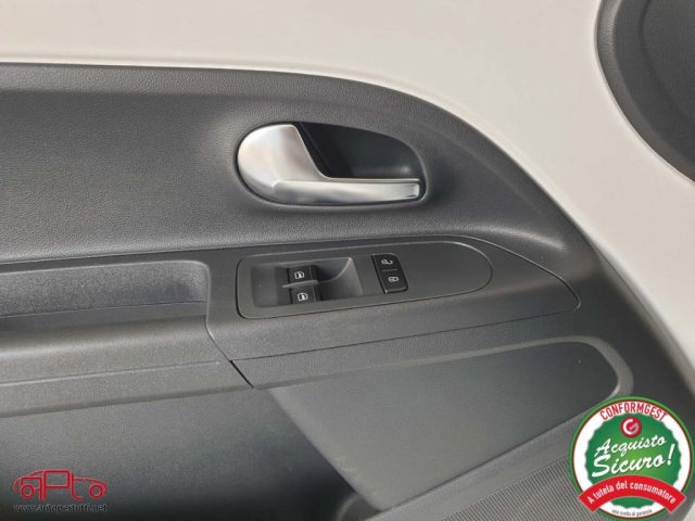 VOLKSWAGEN up! usata, con Chiusura centralizzata