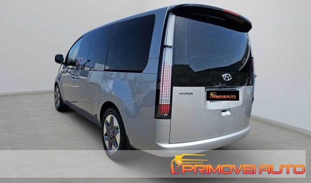 HYUNDAI Staria usata, con ESP