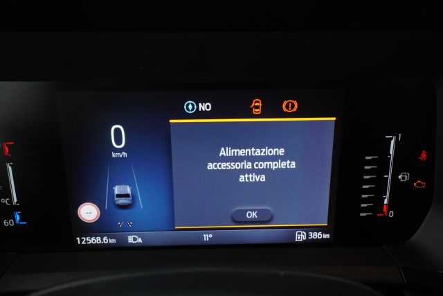 FORD Tourneo Courier usata 12