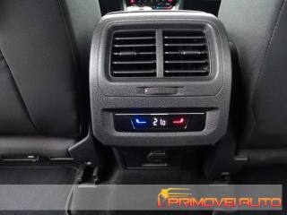 VOLKSWAGEN Touran usata, con Bracciolo