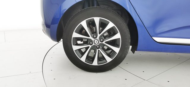 RENAULT Clio usata, con Fari full-led