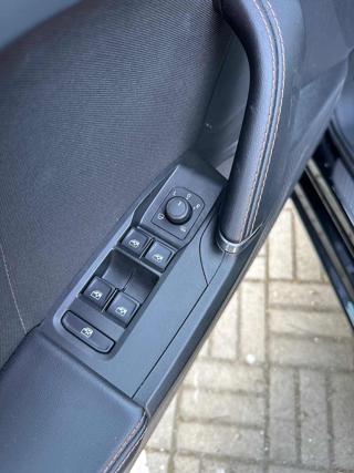 CUPRA Leon usata, con Alzacristalli elettrici