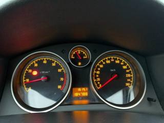 OPEL Astra usata, con Controllo trazione