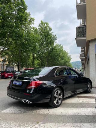 MERCEDES-BENZ E 200 usata, con Boardcomputer