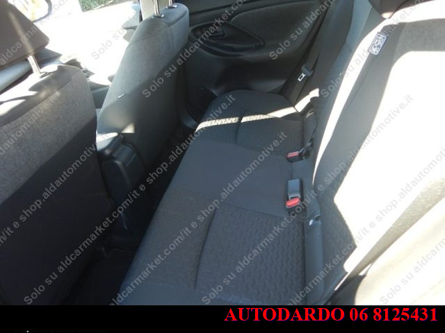 TOYOTA Yaris Cross usata, con ESP