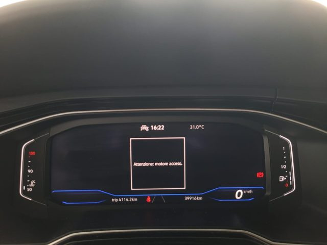 VOLKSWAGEN Taigo usata, con Touch screen