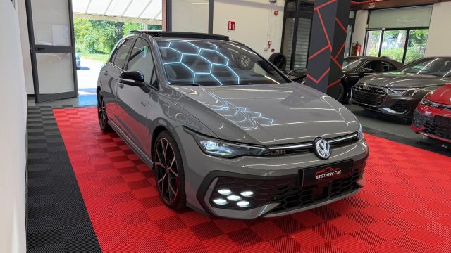 VOLKSWAGEN Golf GTI usata, con Airbag laterali