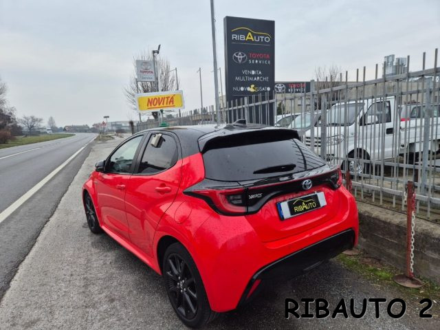 TOYOTA Yaris usata, con Vetri oscurati