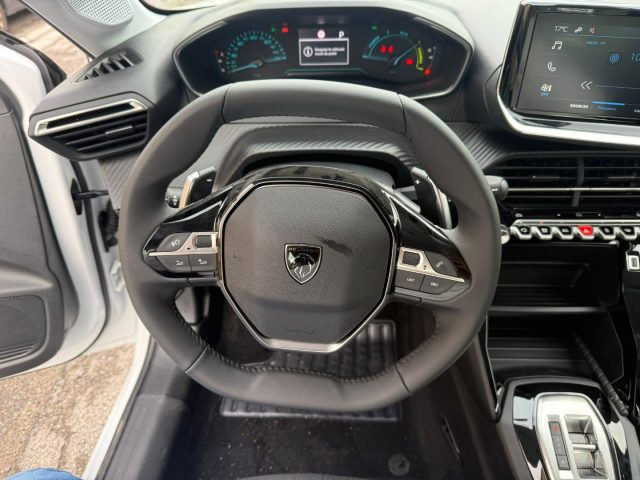 PEUGEOT 208 usata, con Sensori di parcheggio posteriori