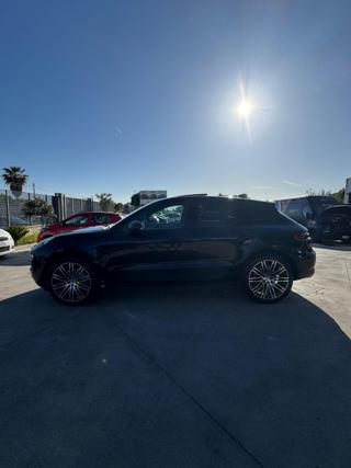 PORSCHE Macan usata, con Airbag laterali
