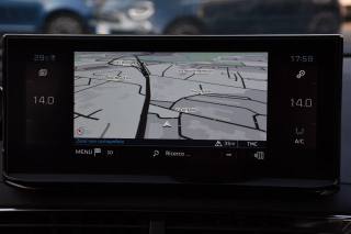PEUGEOT 3008 usata, con Sedili sportivi