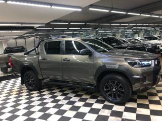 TOYOTA Hilux usata, con ESP