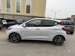 HYUNDAI i10 usata, con Airbag