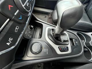 JEEP Cherokee usata, con Servosterzo
