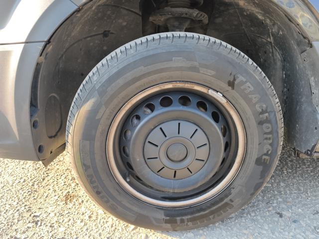 VOLKSWAGEN Crafter usata, con Touch screen