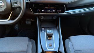 NISSAN Qashqai usata, con Controllo automatico clima