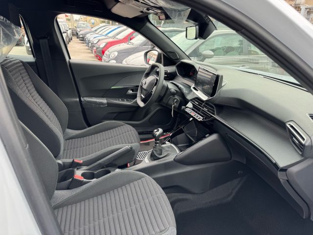 PEUGEOT 2008 usata, con Autoradio