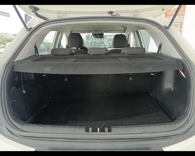 KIA Stonic usata, con Sensori di parcheggio posteriori