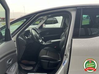 RENAULT Scenic usata, con Controllo automatico clima