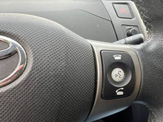 TOYOTA Yaris usata, con Volante multifunzione