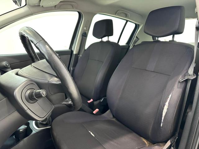 RENAULT Clio usata, con Servosterzo