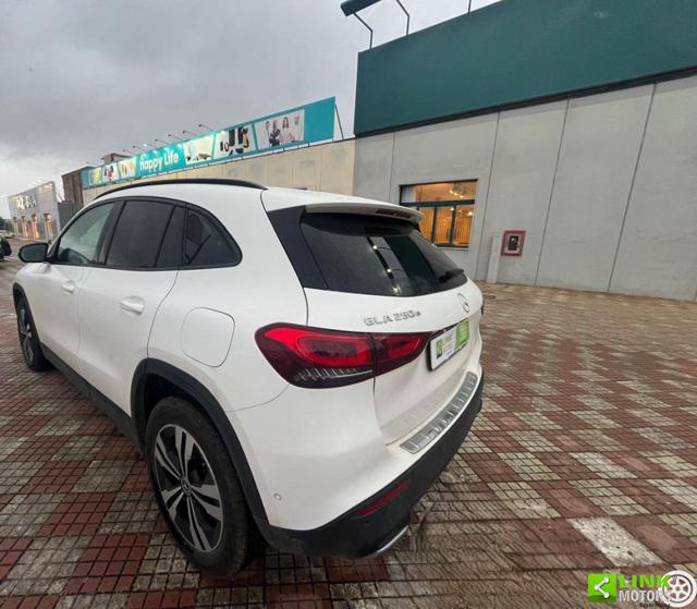 MERCEDES-BENZ GLA 250 usata, con Airbag Passeggero