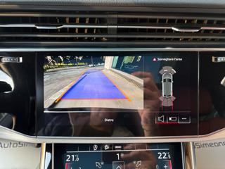 AUDI Q8 usata, con Interni in pelle