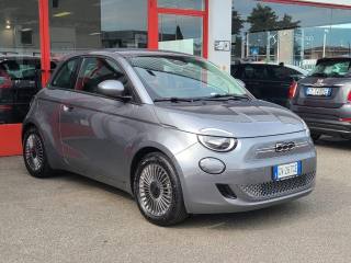 FIAT 500e usata, con Luci diurne LED