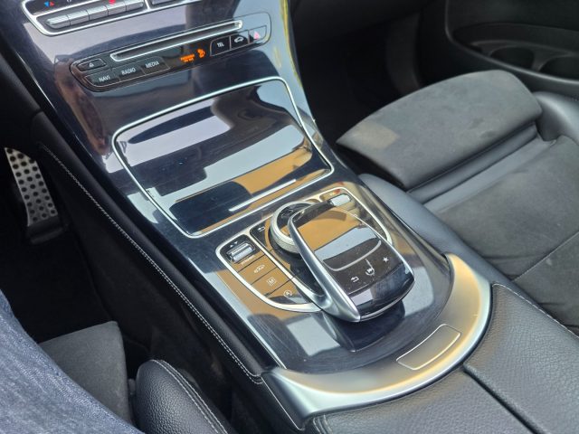 MERCEDES-BENZ GLC 220 usata, con Sistema di parcheggio automatico
