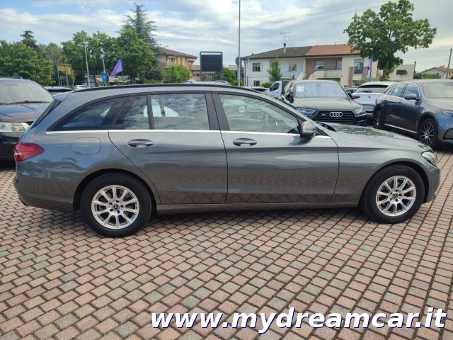 MERCEDES-BENZ C 180 usata, con Autoradio