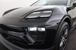 PORSCHE Macan usata, con Boardcomputer