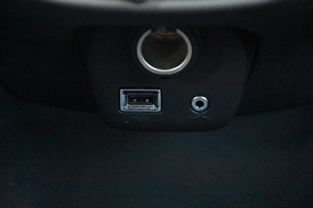 TOYOTA Aygo usata, con Leve al volante