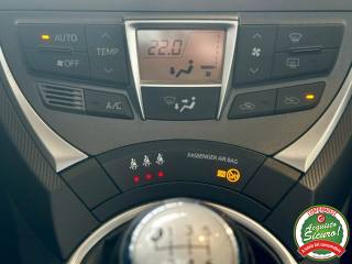 TOYOTA Verso-S usata, con Controllo trazione
