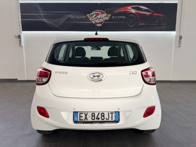 HYUNDAI i10 usata, con Autoradio