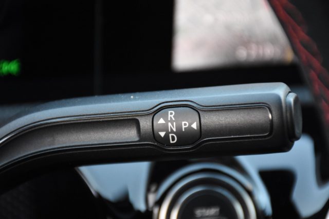 MERCEDES-BENZ CLA 180 usata, con Portellone posteriore elettrico