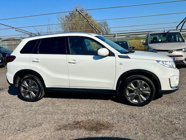 SUZUKI Vitara usata, con Autoradio