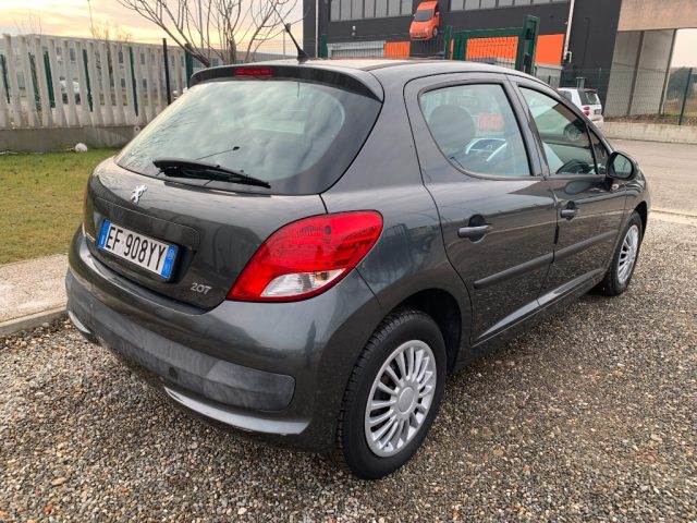 PEUGEOT 207 usata, con Autoradio