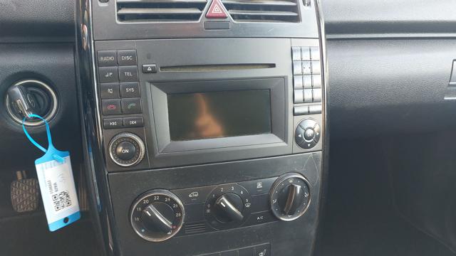 MERCEDES-BENZ A 160 usata, con Chiusura centralizzata