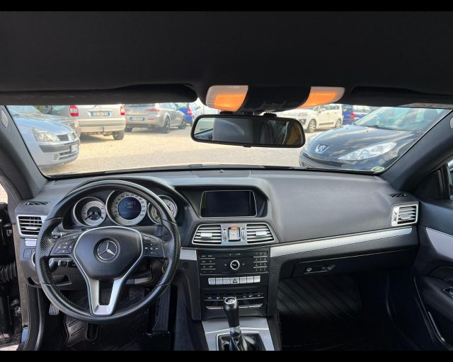 MERCEDES-BENZ E 220 usata, con Autoradio