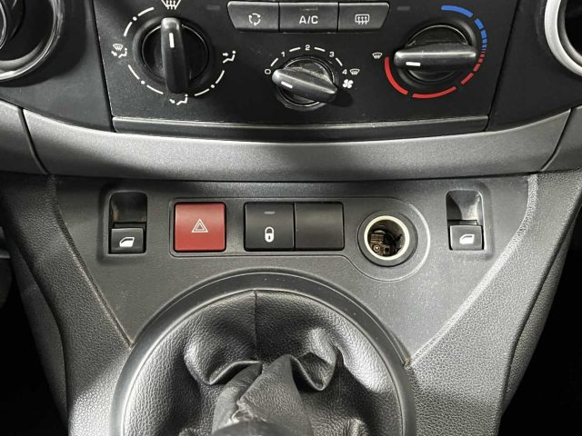 PEUGEOT Partner usata 26